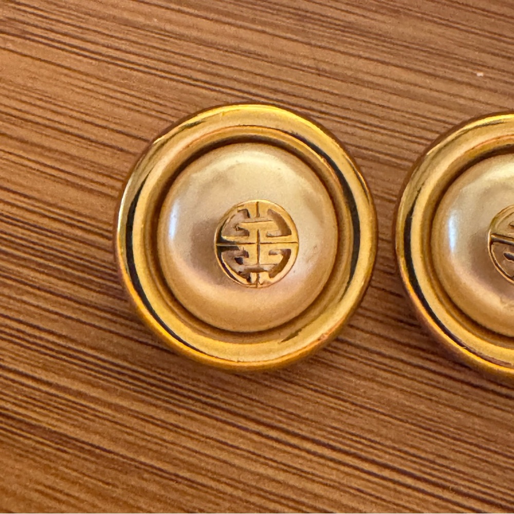 Givenchy Pearl Button Earrings - image 4